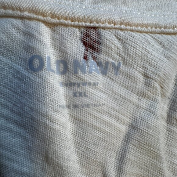 Old Navy V-Neck Tee XXL Cream Peace Heart All Over Print - Picture 5 of 6